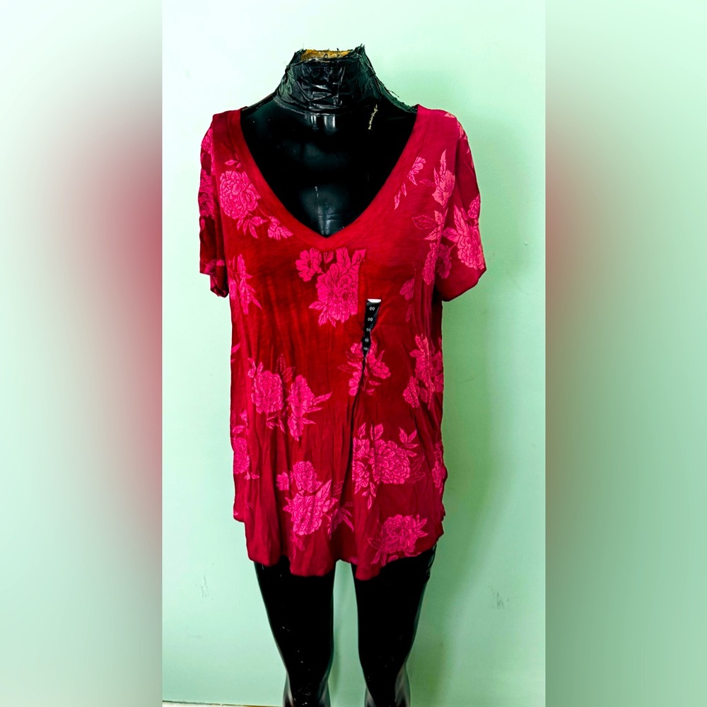 Torrid Short Sleeve Floral Top Sz. 00 (NWT)